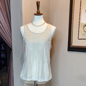 About A Girl Brand Oatmeal Colored Sheer Lace Covered Tank Size Medium NWT